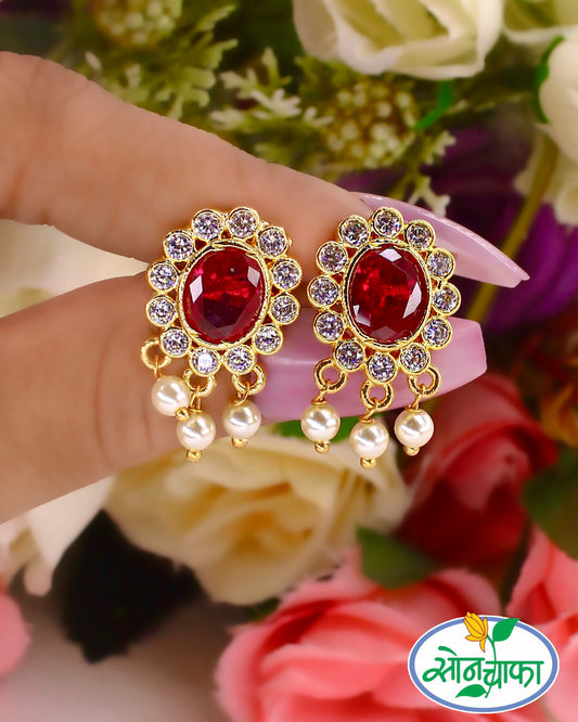 CLASSY  PEARL EARRINGS