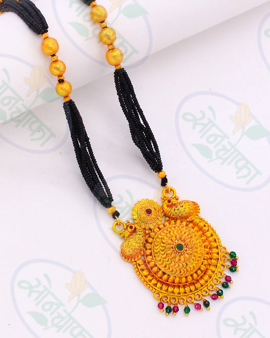 ALLURING PESHWAI MANGALSUTRA