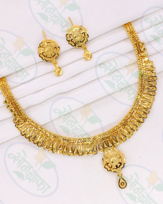 DELICATE FLORAL NECKLACE SET