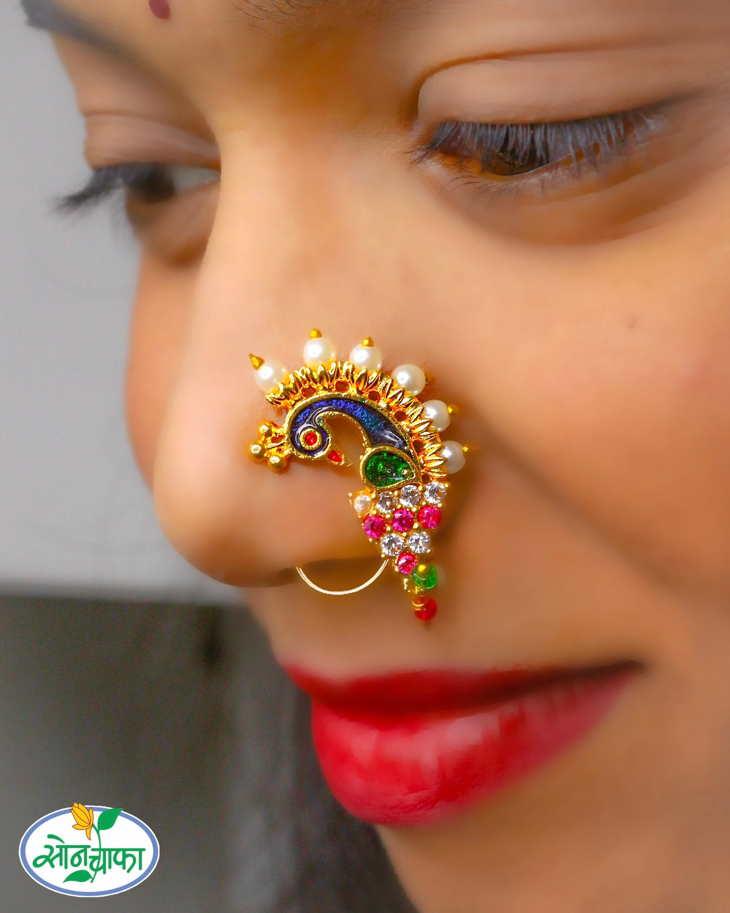 MARVELLOUS PEACOCK MOTI NATH