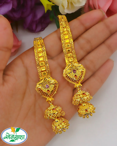 ROYAL GLEAMING EARRINGS WITH KANCHAIN