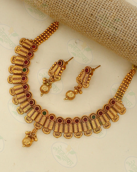 TWILIGHT CHARM ANTIQUE NECKLACE