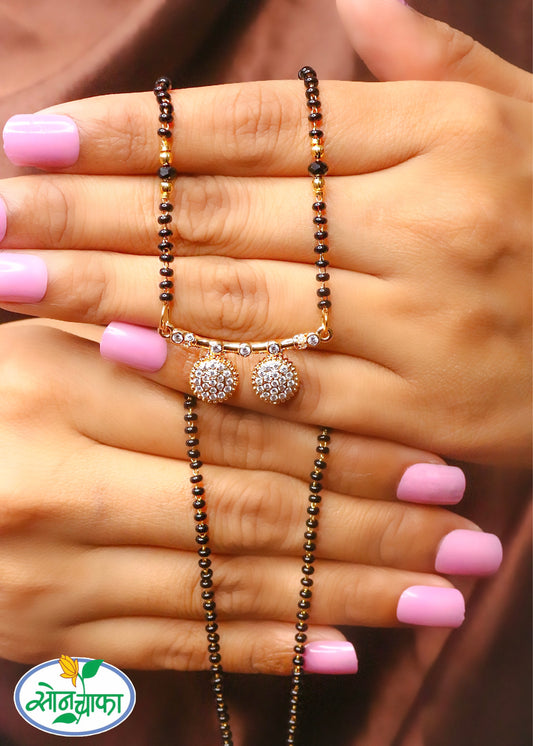 PRETTY CIRCLE PENDANT MANGALSUTRA-