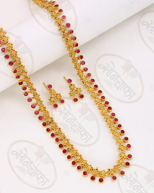 BLOSSOM FLORAL NECKLACE