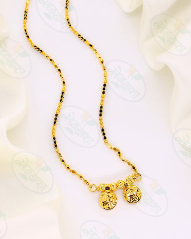 SIMPLE FORMING MANGALSUTRA