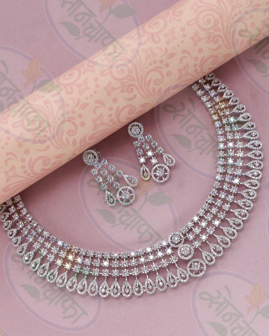 EXCLUSIVE DIAMOND NECKLACE SET
