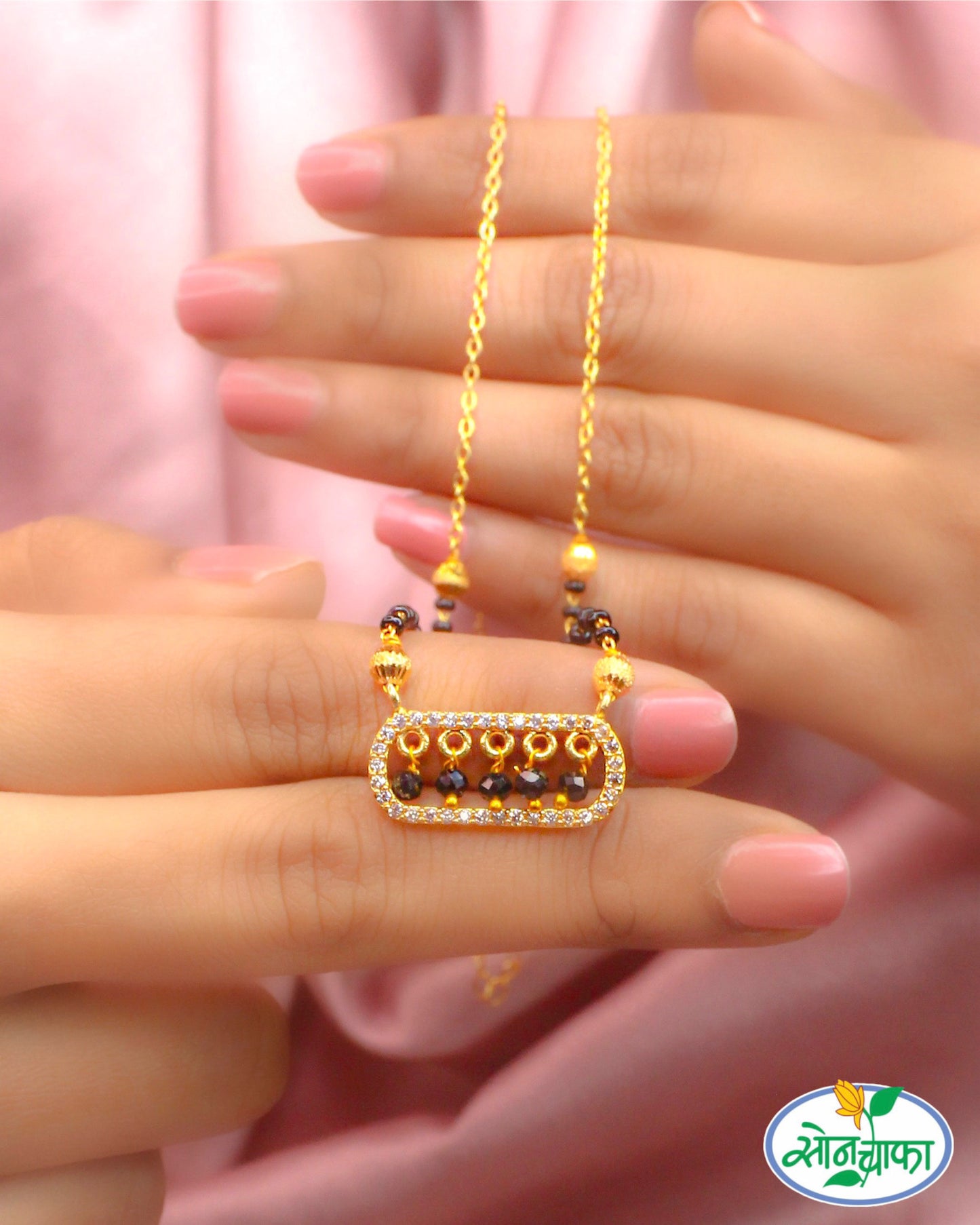 UNIQUE DIAMOND MANGALSUTRA