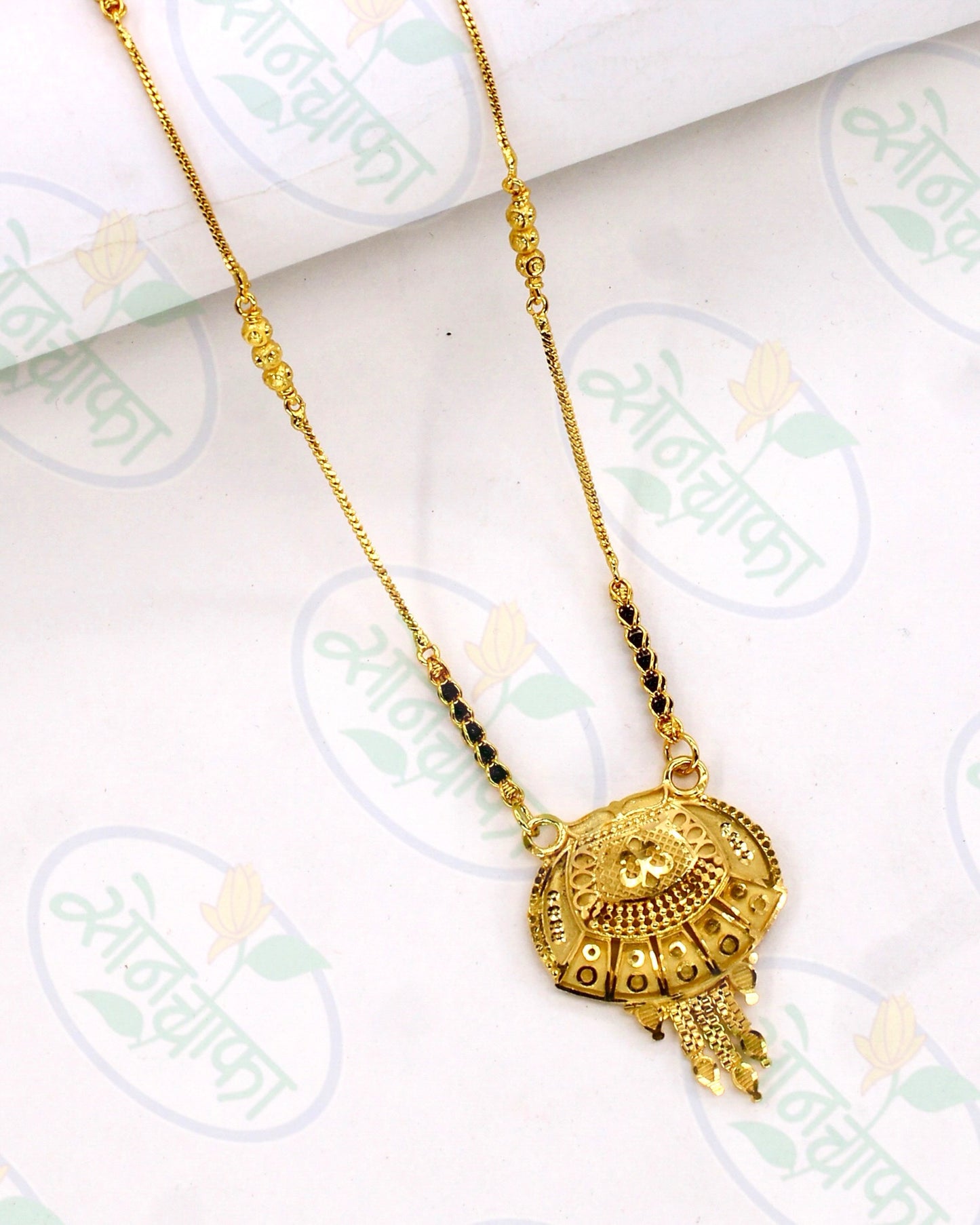 DELICATE GOLD MANGALSUTRA