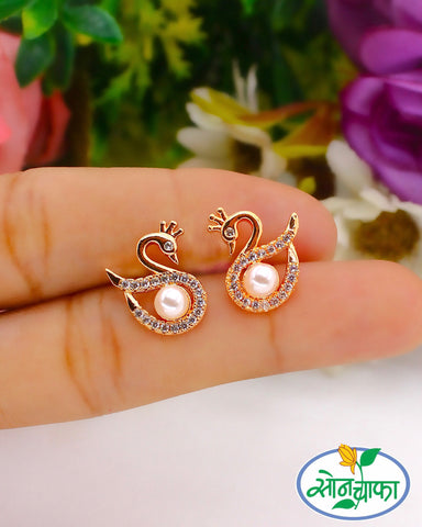 SHINING SWAN DESIGN DIAMOND EAR-STUDS