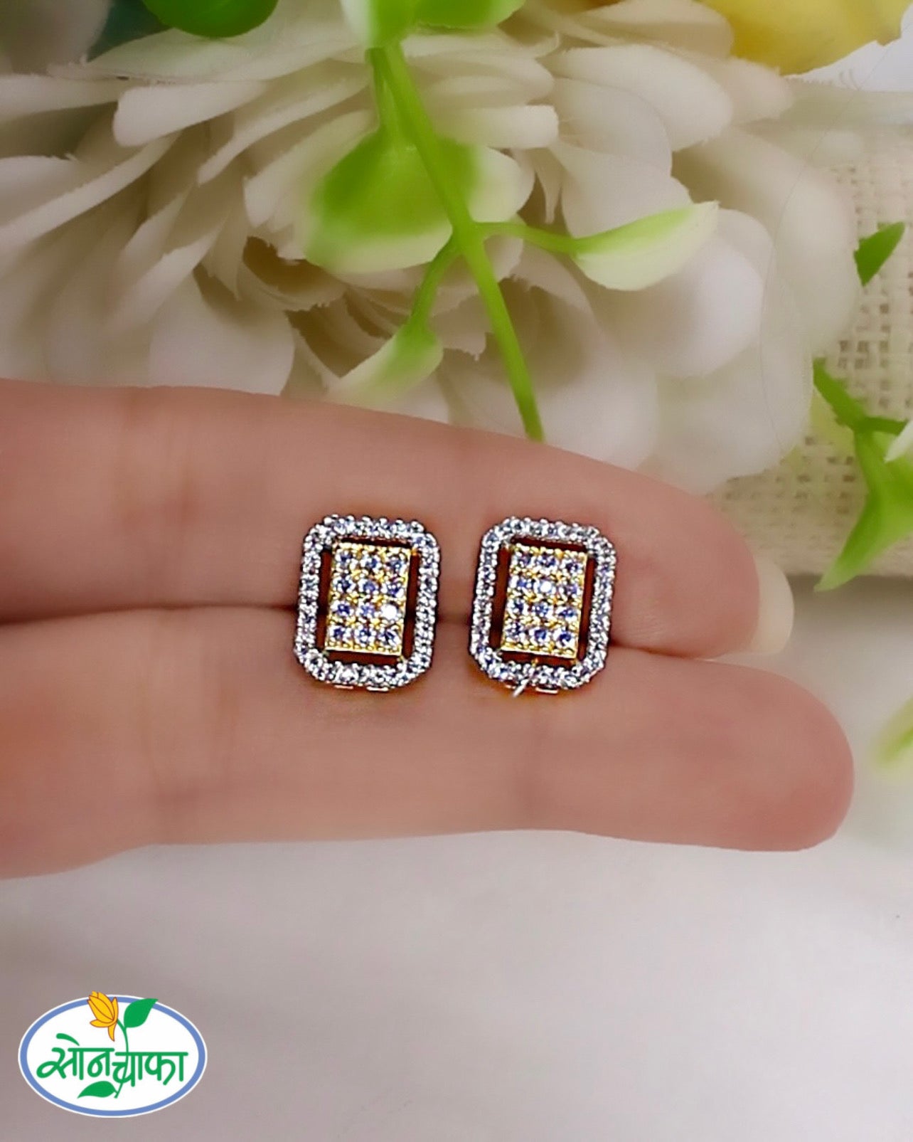 CLASSIC DIAMOND EARRINGS