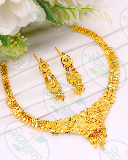 FLORET DESIGN NECKLACE