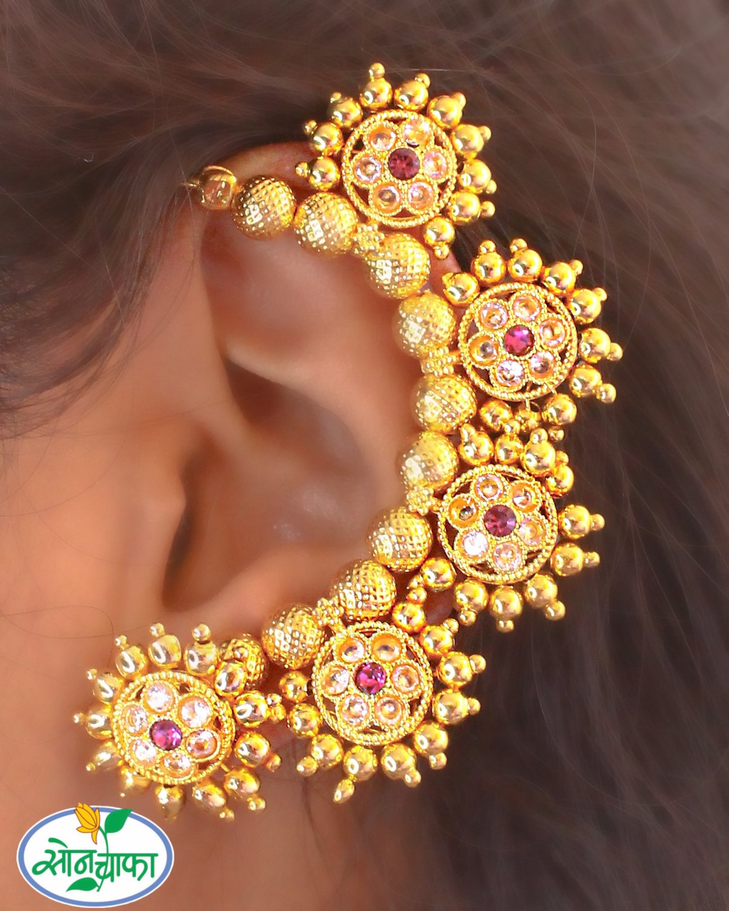 TRADITIONAL EAR-CUFF