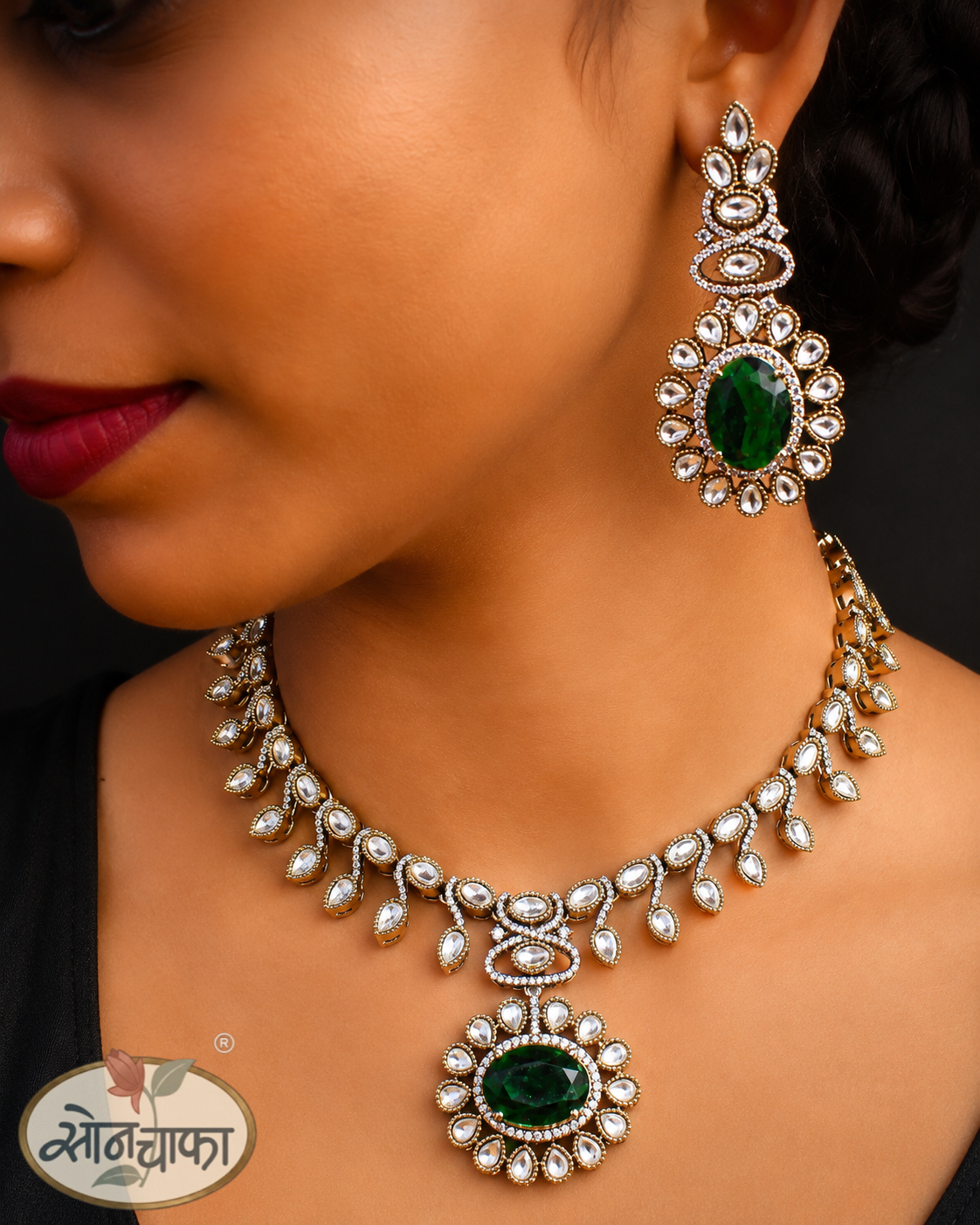 ROYAL  DESIGNER NECKLACE