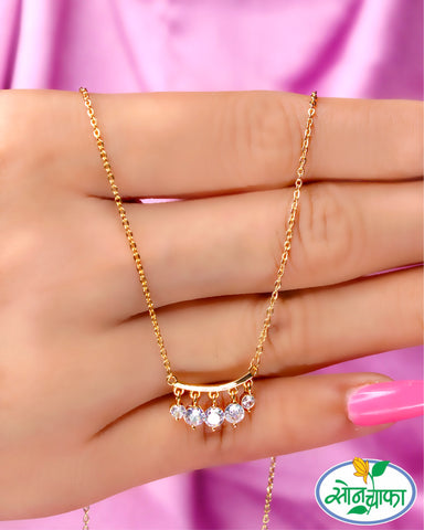 BEAUTIFUL DIAMOND CHAIN