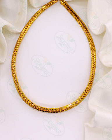 ALLURING GOLD PLATED CHAIN