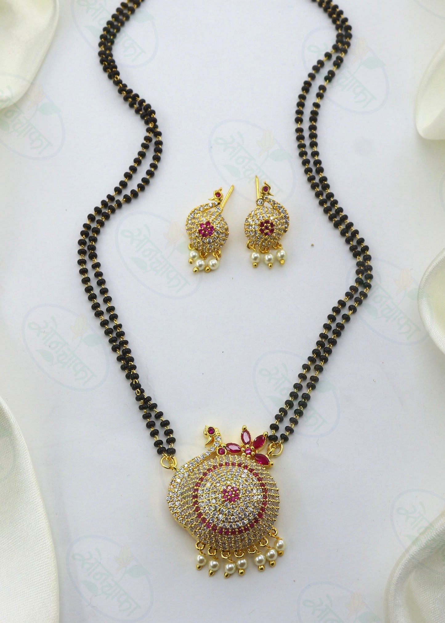 GORGEOUS PEACOCK DIA MANGALSUTRA