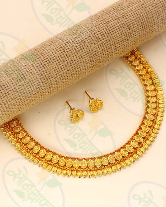 BRILLIANT ANTIQUE NECKLACE