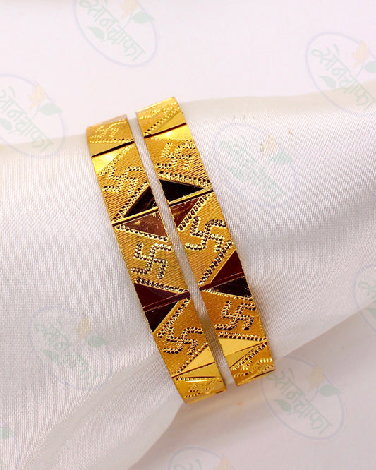 ROYAL GLAM SWASTIK PATLI BANGLES