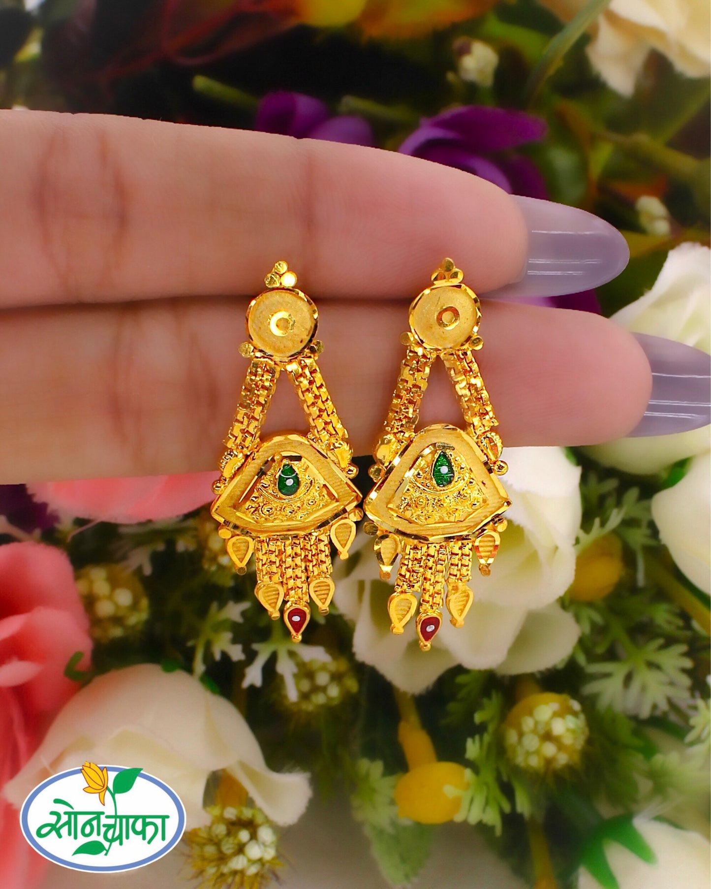 TRENDY GOLD PLATED EARRINGS