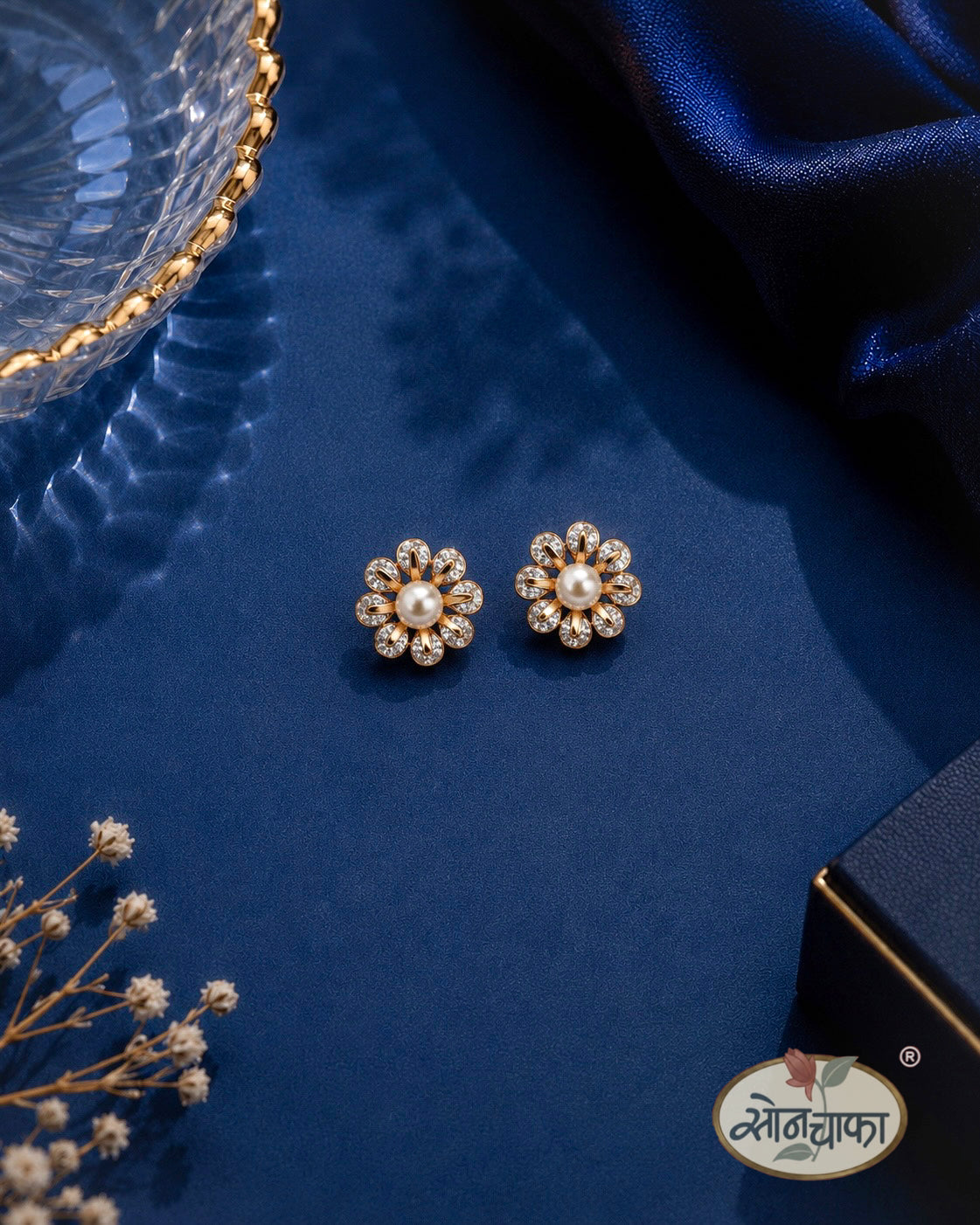 PEARL FLOWER STUD EARRINGS