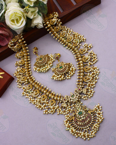 SOUTH INDIAN NECKLACE