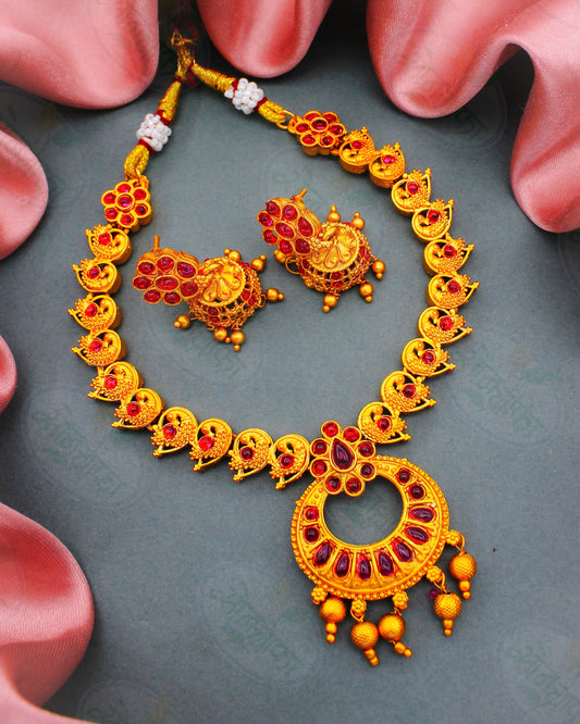 OPULENT TRADITIONAL MATTE NECKLACE
