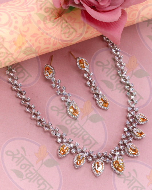 RADIANT GLAM DIAMOND NECKLACE
