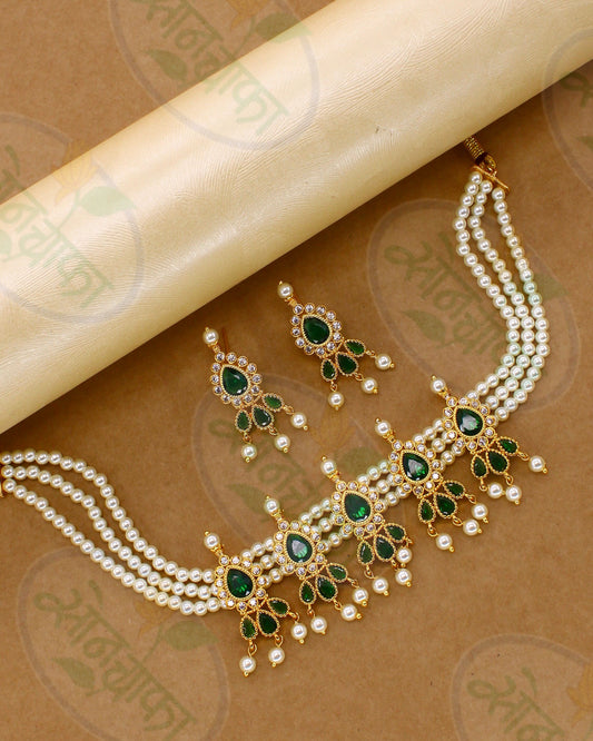 CLASSY DROPLET NECKLACE