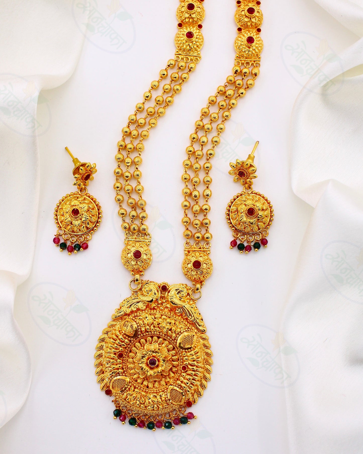 ROYAL FLORET MATTE NECKLACE