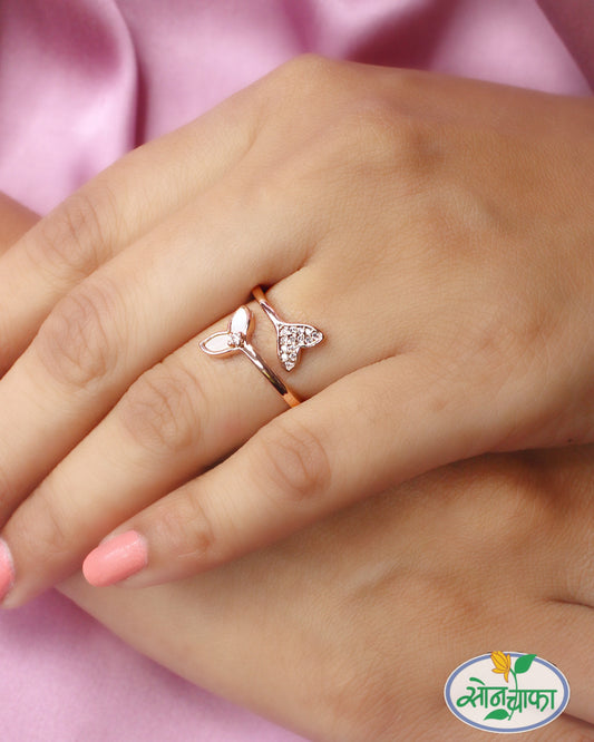 FANCY LEAF DIAMOND RING