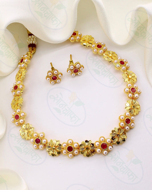 FLOWERET ANTIQUE NECKLACE
