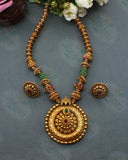 ENCHANTING KEMP STONE NECKLACE