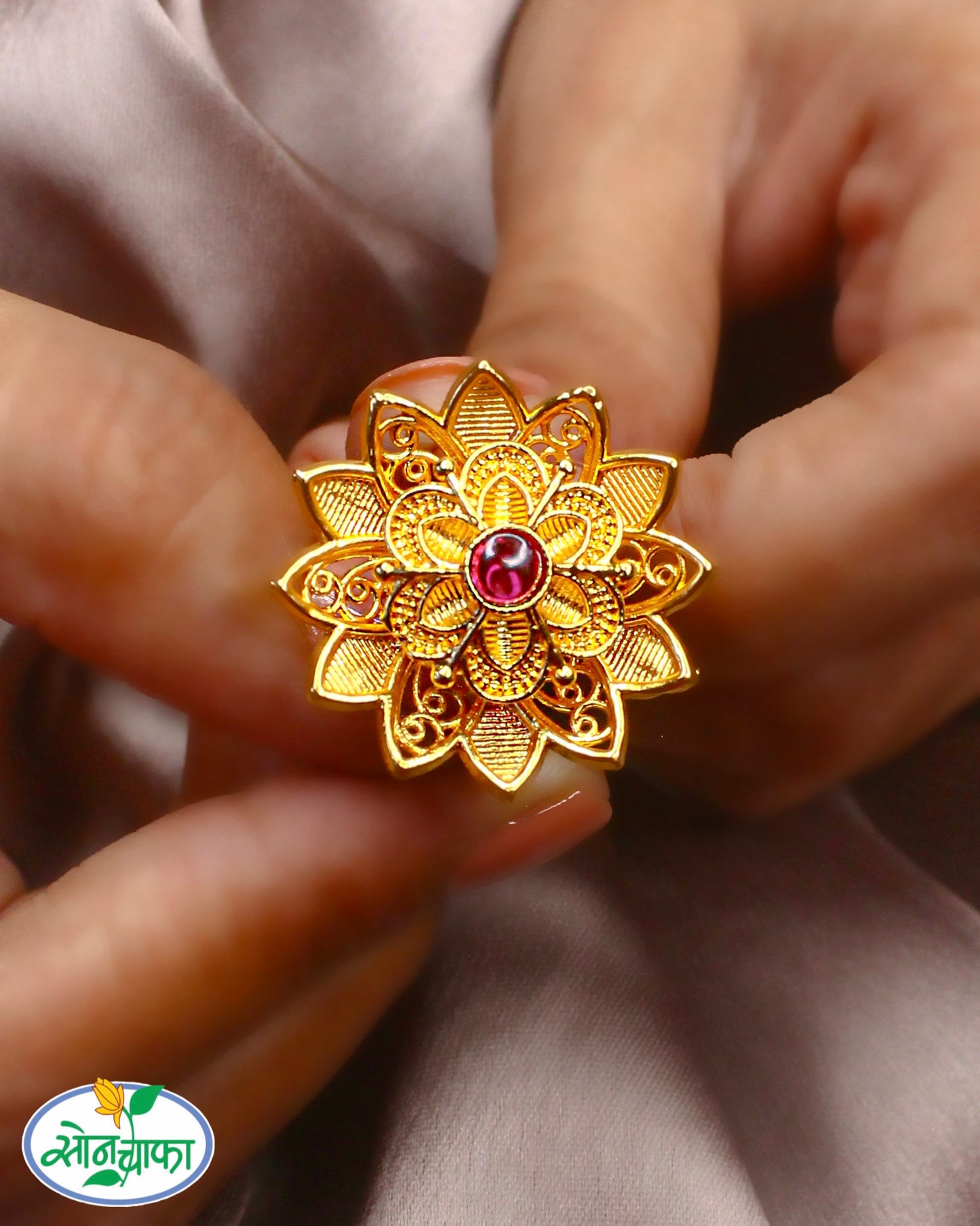 BLOSSOM DESIGNER FINGER RING