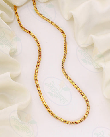 DAZZLING GOLD PLATED CHAIN