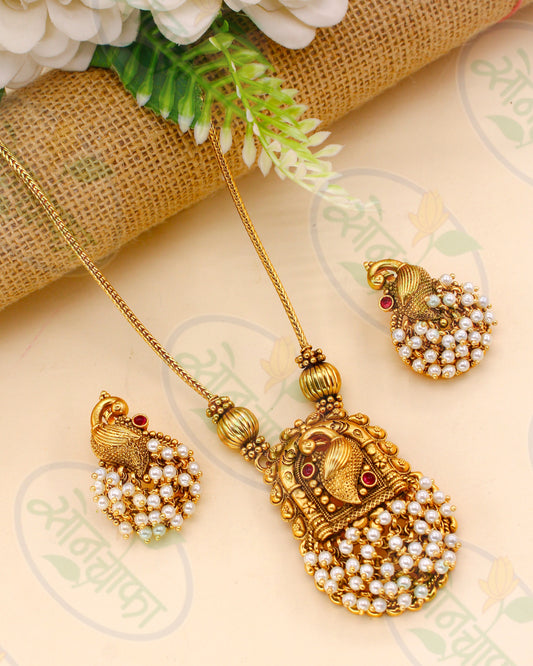ELEGANT PEACOCK NECKLACE