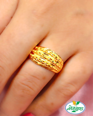 UNIQUELY DESIGNED GOLD PLATED RING