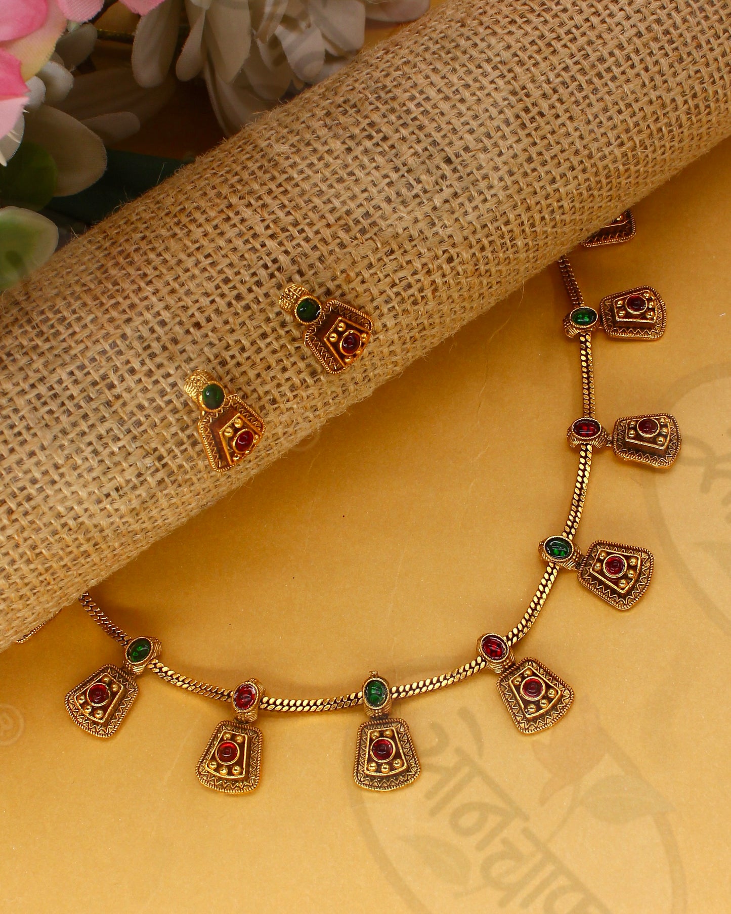 UNIQUE DESIGNER NECKLACE