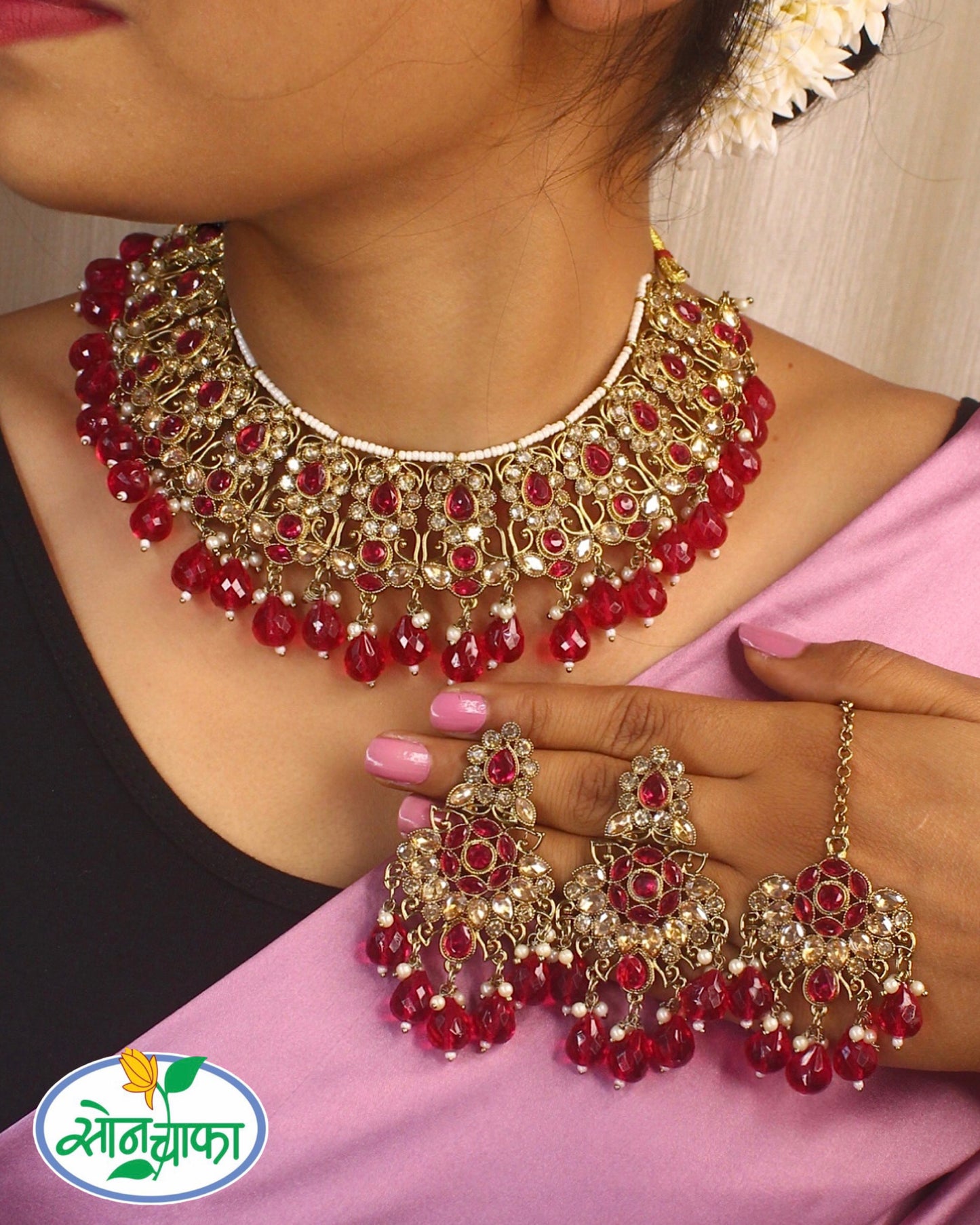 ROYAL GLAM DESIGNER NECKLACE