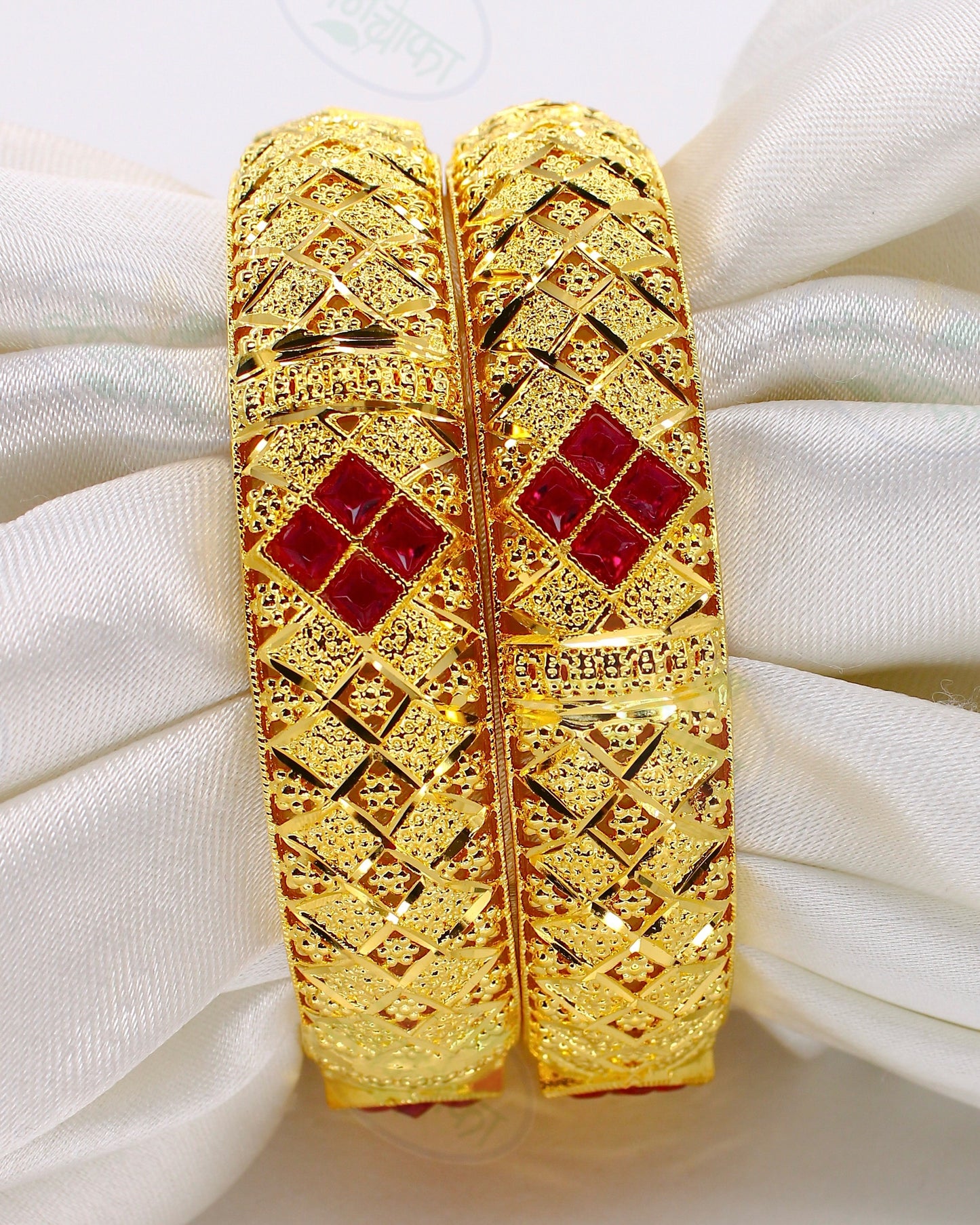 SQUARE DESIGNER BANGLES