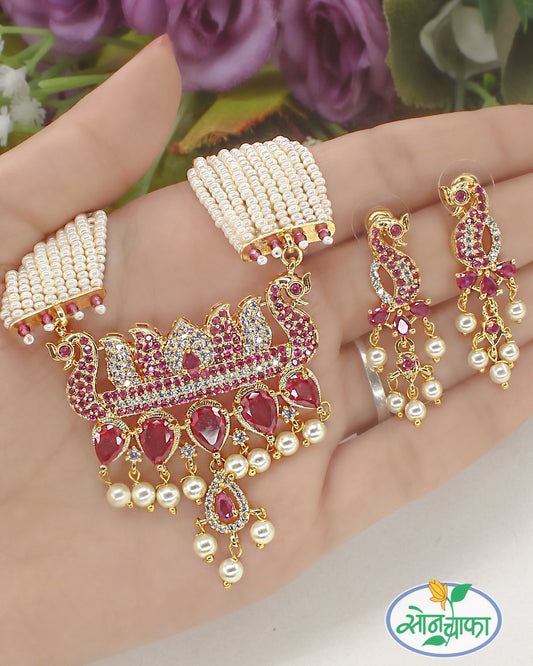 LOTUES DESIGNER NECKLACE