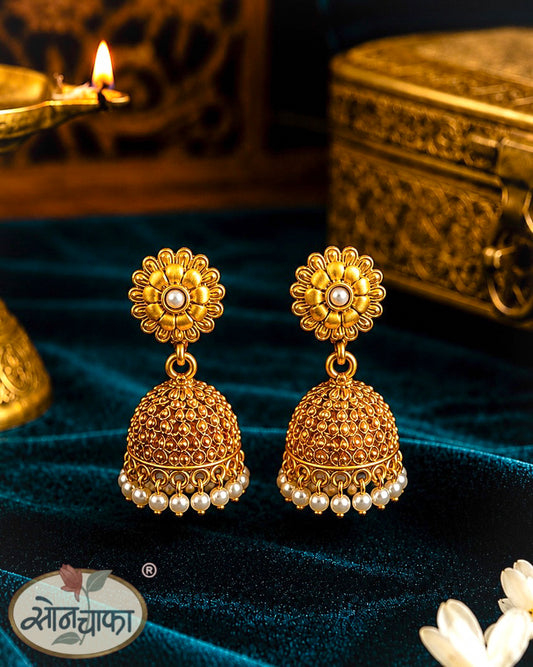 CIRCULAR FASHIONABLE EARRINGS