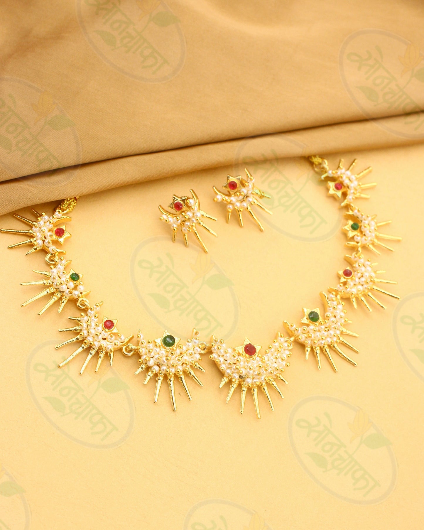 CHANDRAKOR MOTI NECKLACE