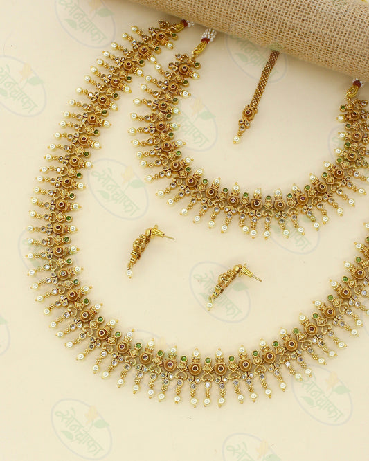 TRENDY BRIDAL NECKLACE SET