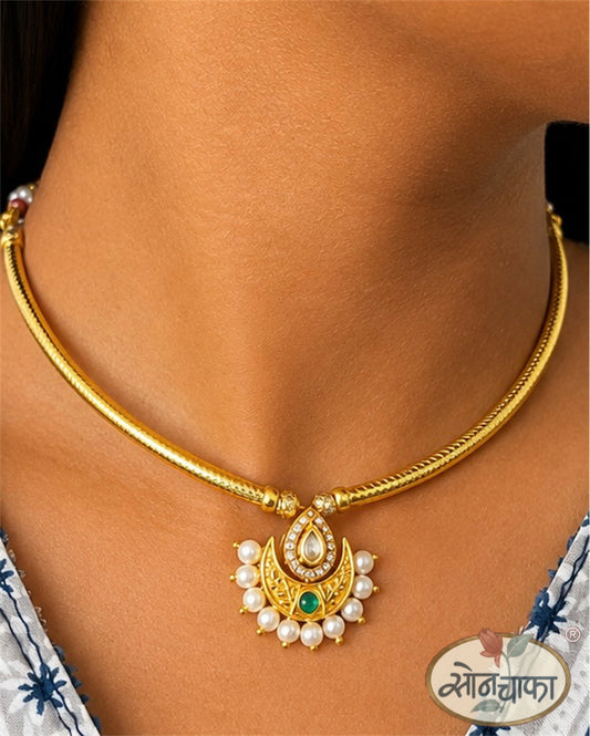 CHANDRKOR SARI NECKLACE