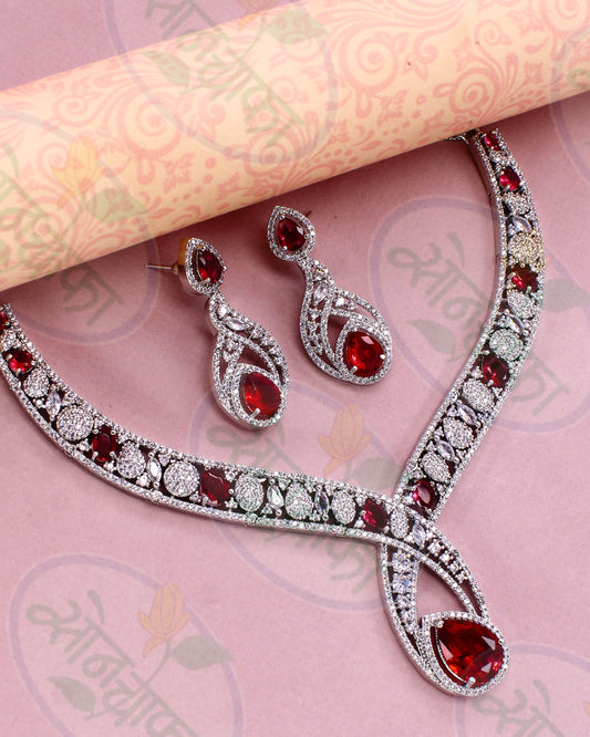 BEAUTIFUL DIAMOND NECKLACE SET