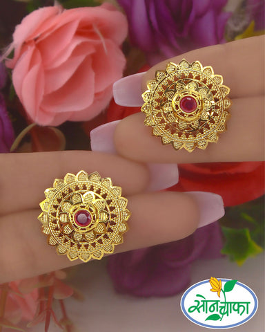 ATTRACTIVE GOLD PLATED EARRINGS