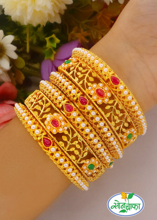 STYLISED PEARL BANGLES