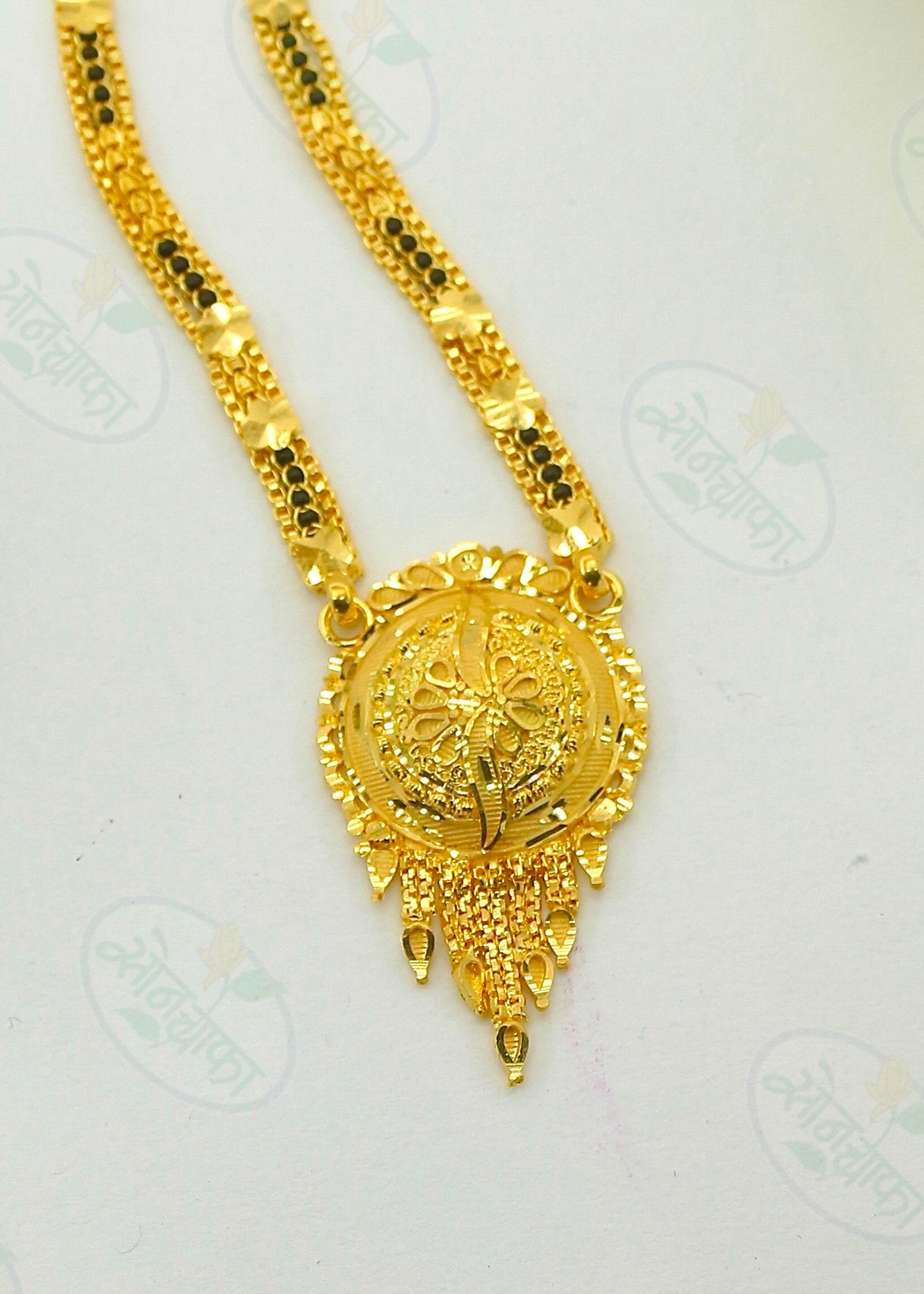 EXCLUSIVE GOLDEN MANGALSUTRA