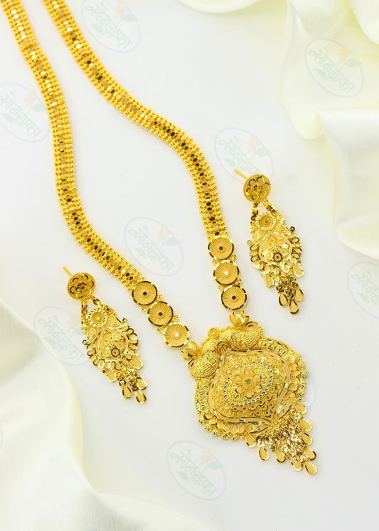 BLOSSOM DESIGNER NECKLACE