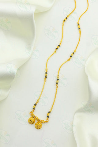 DAINTY WATI PENDANT MANGALSUTRA